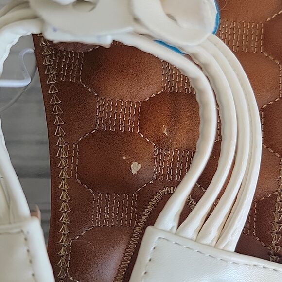 Patrizia By Spring Step Cream Floral Sandals Womens Size 9.5/10 (40) - Picture 7 of 12